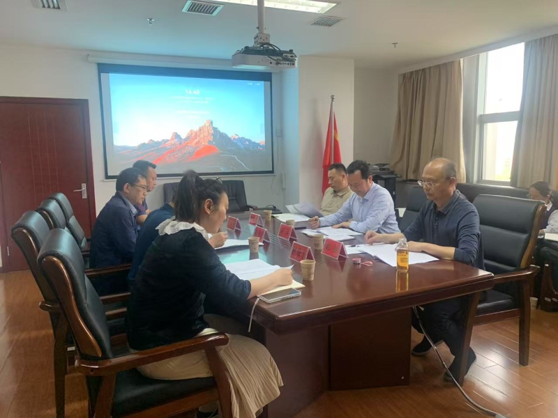 刘卫调研市土地储备发展中心工作情况